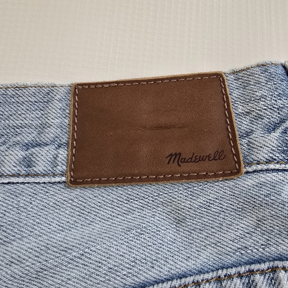 Madewell | The Perfect Summer Jean, Light Wash, Size 26 - Picture 7 of 10